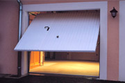 v3bis garage door 02