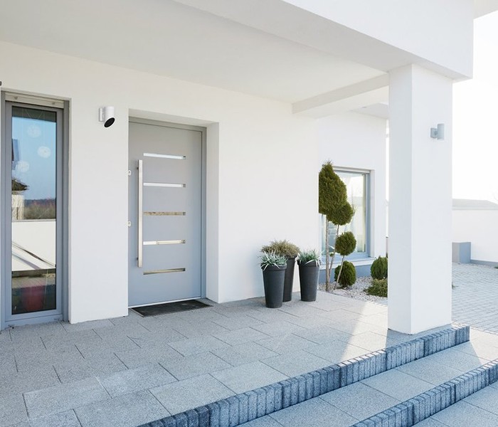 Outdoor security cameras - a vigilant watchman