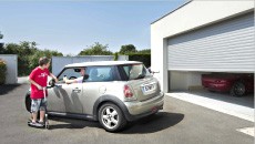 Schedule automatic closure of your garage doors