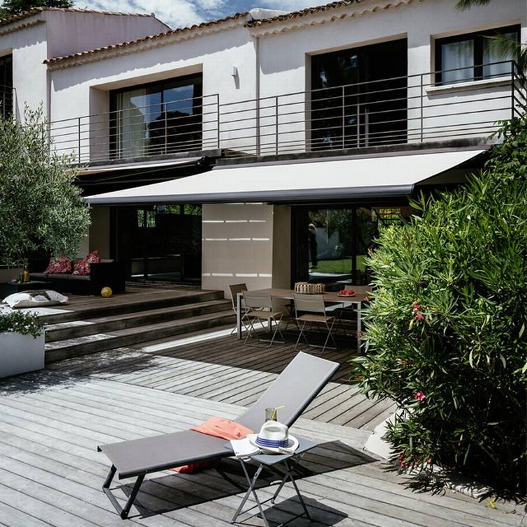 Selection guide Electric awnings for your terrace - Somfy